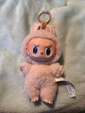 Authentic Exciting Macaron Pop Mart Labubu - Soymilk